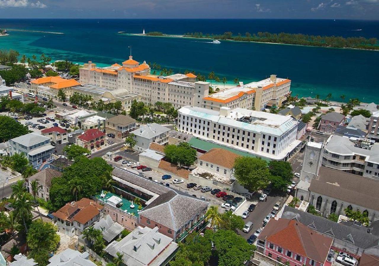 The Oasis Retreat Apartment Nassau Bagian luar foto