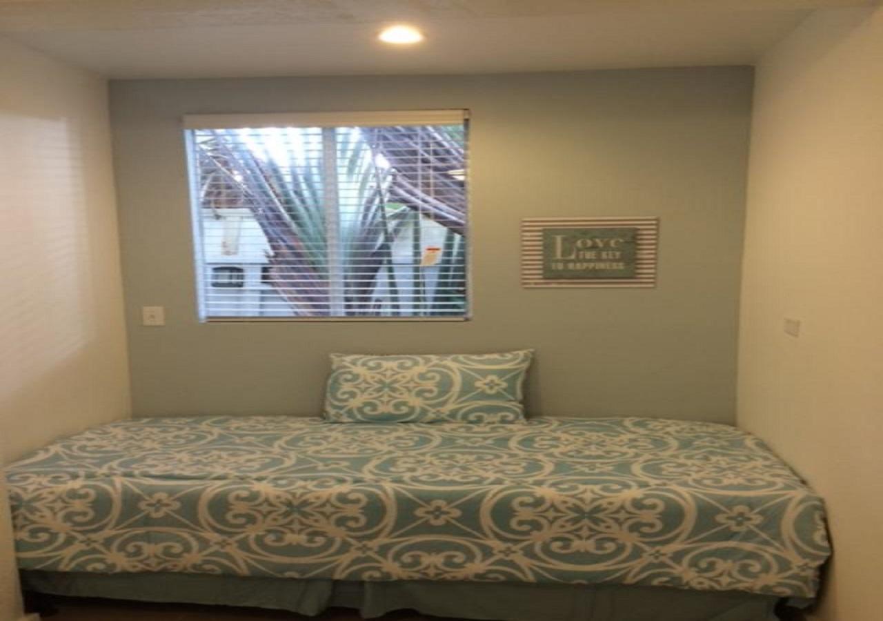 The Oasis Retreat Apartment Nassau Bagian luar foto