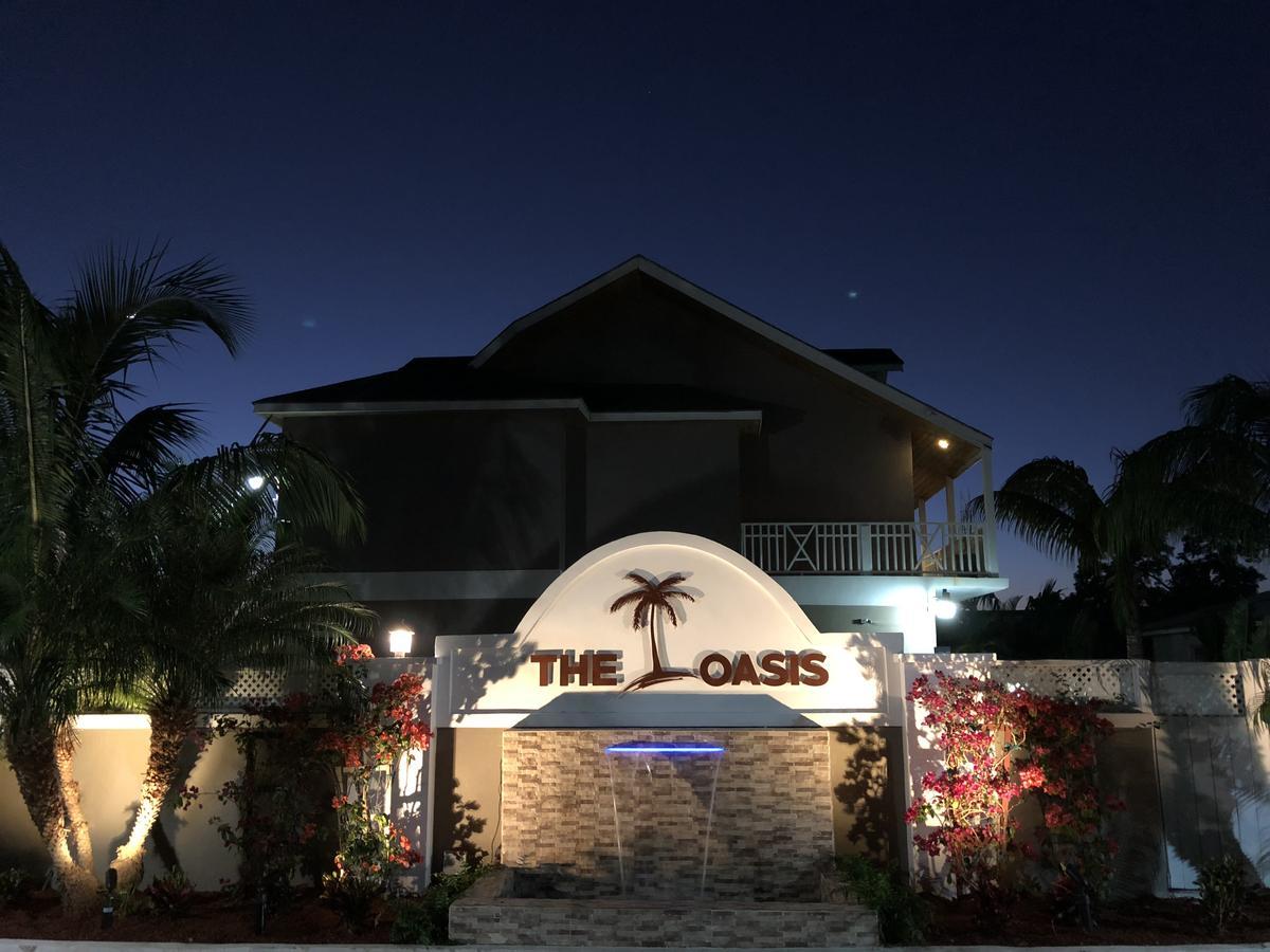 The Oasis Retreat Apartment Nassau Bagian luar foto